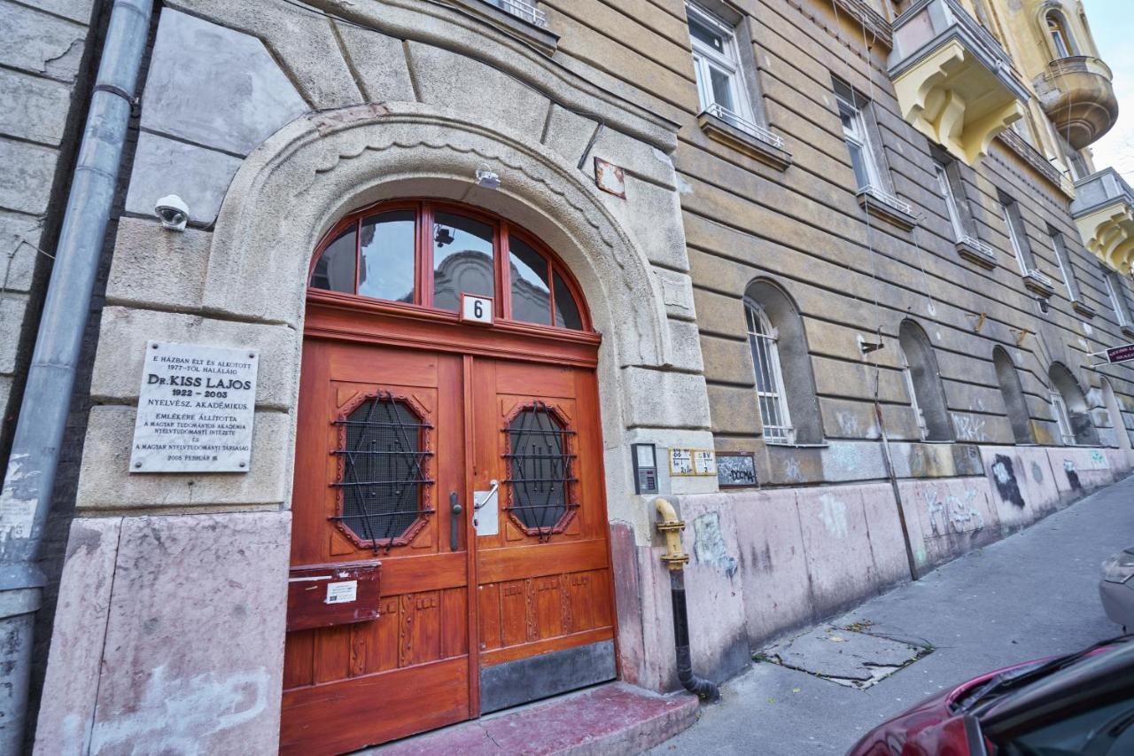 Nanirol Apartment At Gellert Bath Budapest Exterior foto