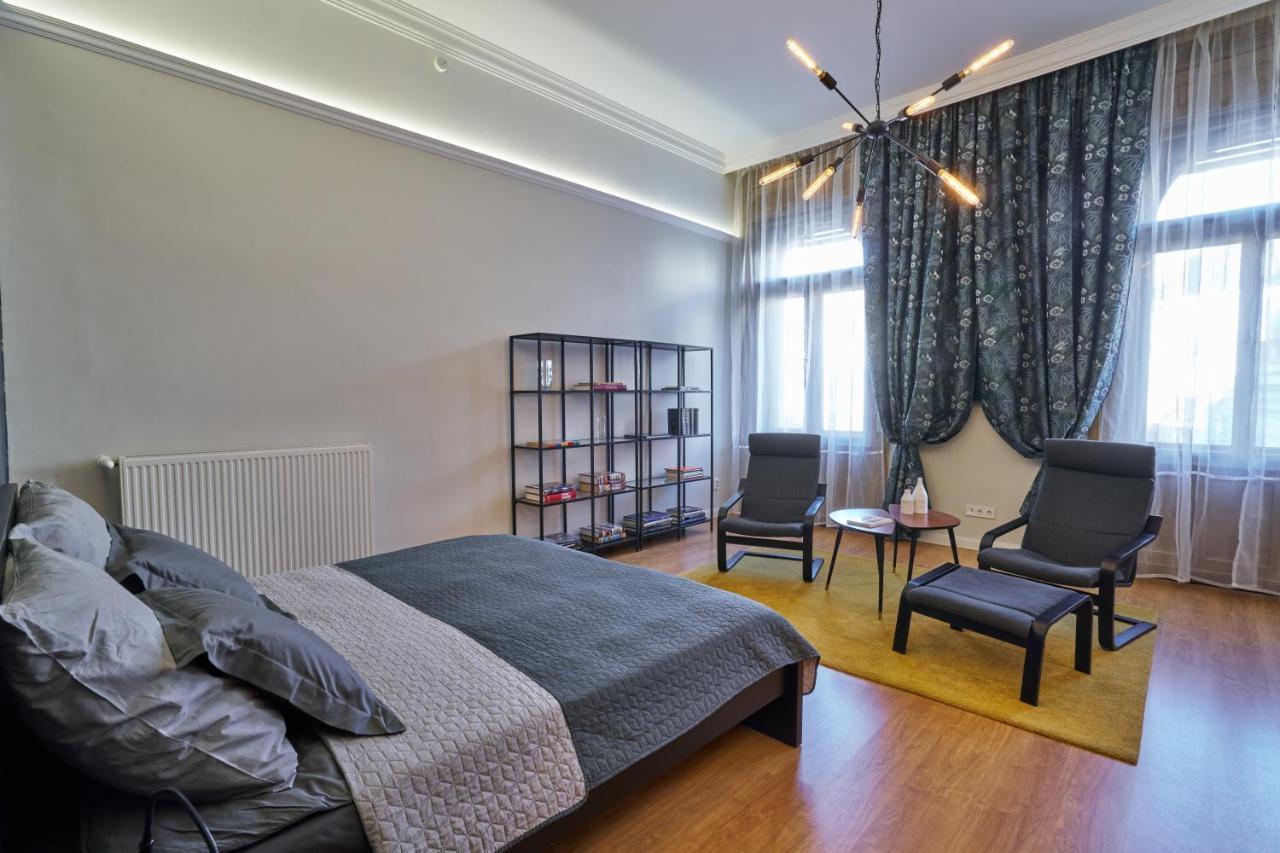 Nanirol Apartment At Gellert Bath Budapest Exterior foto